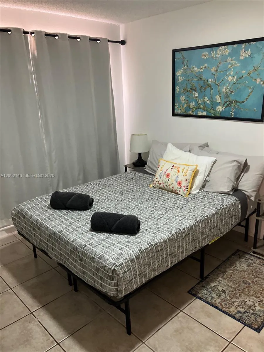 1936 Washington St, Hollywood, Florida 33020, Hollywood, Florida 33020, ,Residential Income,For Sale,1936 Washington St, Hollywood, Florida 33020,A12002148