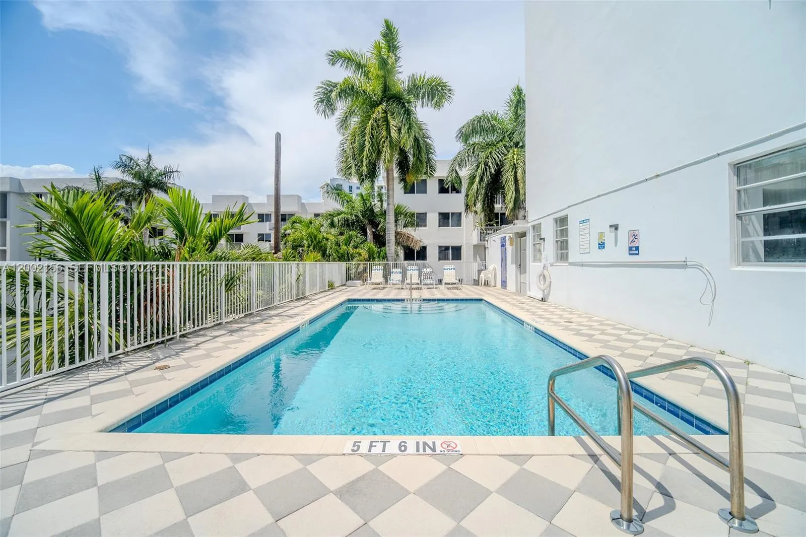 1331 Lincoln Rd 804, Miami Beach, Florida 33139, Miami Beach, Florida 33139, 2 Bedrooms Bedrooms, ,1 BathroomBathrooms,Residential,For Sale,1331 Lincoln Rd 804, Miami Beach, Florida 33139,A12002156