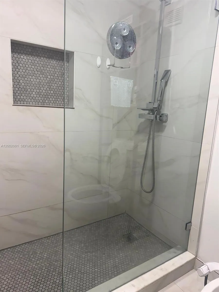 671 Ne 195th St 208e, Miami, Florida 33179, Miami, Florida 33179, 2 Bedrooms Bedrooms, ,2 BathroomsBathrooms,Residential,For Sale,671 Ne 195th St 208e, Miami, Florida 33179,A12002001