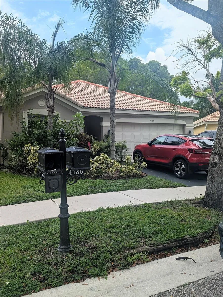 4136 Pine Ridge Ln, Weston, Florida 33331, Weston, Florida 33331, 3 Bedrooms Bedrooms, ,2 BathroomsBathrooms,Residential Lease,For Rent,4136 Pine Ridge Ln, Weston, Florida 33331,A12000827