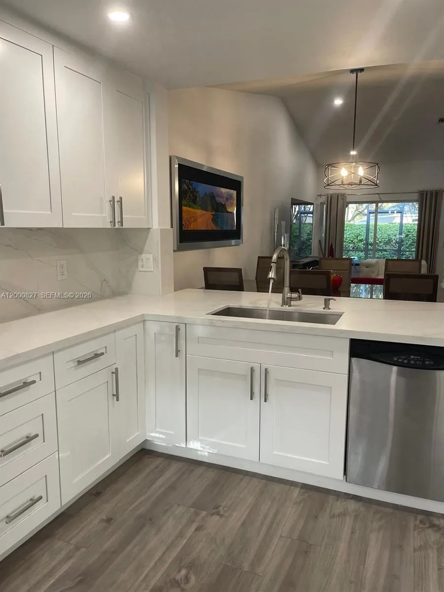 4136 Pine Ridge Ln, Weston, Florida 33331, Weston, Florida 33331, 3 Bedrooms Bedrooms, ,2 BathroomsBathrooms,Residential Lease,For Rent,4136 Pine Ridge Ln, Weston, Florida 33331,A12000827