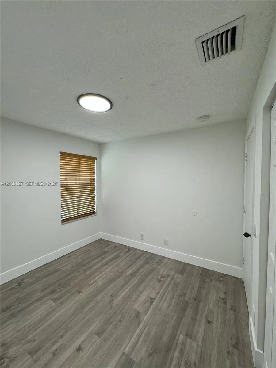 4136 Pine Ridge Ln, Weston, Florida 33331, Weston, Florida 33331, 3 Bedrooms Bedrooms, ,2 BathroomsBathrooms,Residential Lease,For Rent,4136 Pine Ridge Ln, Weston, Florida 33331,A12000827