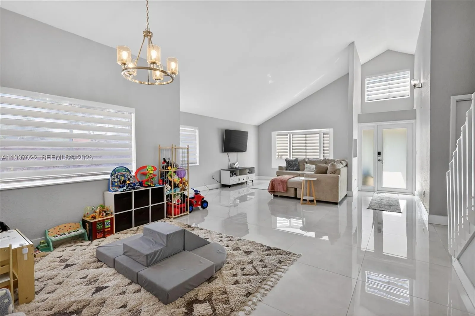 18198 Nw 61st Ct, Hialeah, Florida 33015, Hialeah, Florida 33015, 3 Bedrooms Bedrooms, ,2 BathroomsBathrooms,Residential,For Sale,18198 Nw 61st Ct, Hialeah, Florida 33015,A11997022