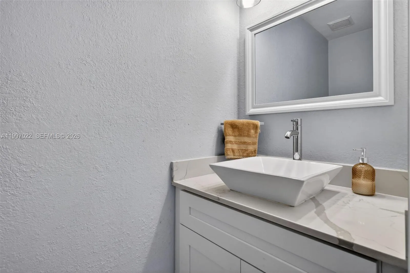 18198 Nw 61st Ct, Hialeah, Florida 33015, Hialeah, Florida 33015, 3 Bedrooms Bedrooms, ,2 BathroomsBathrooms,Residential,For Sale,18198 Nw 61st Ct, Hialeah, Florida 33015,A11997022