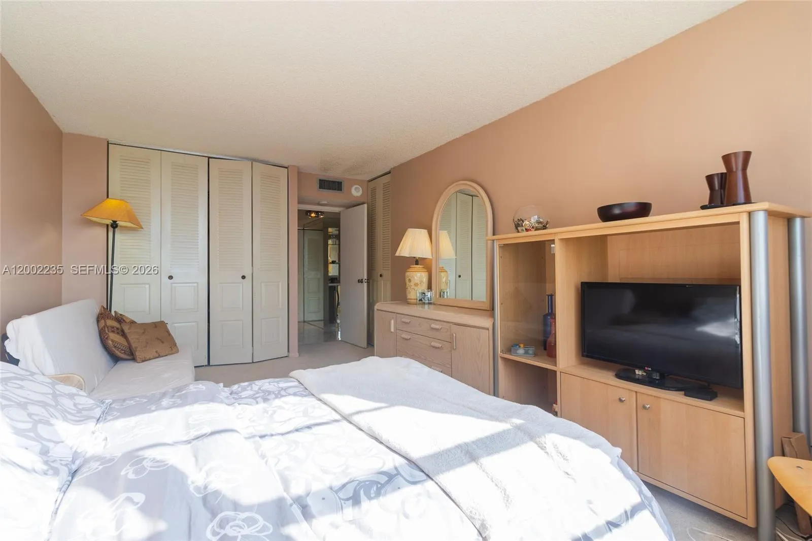 301 174th St 1912, Sunny Isles Beach, Florida 3316, Sunny Isles Beach, Florida 33160, 2 Bedrooms Bedrooms, ,2 BathroomsBathrooms,Residential,For Sale,301 174th St 1912, Sunny Isles Beach, Florida 3316,A12002235