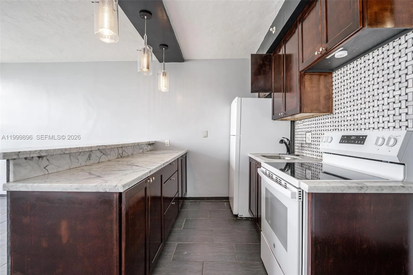 1720 Harrison St 9f, Hollywood, Florida 33020, Hollywood, Florida 33020, ,1 BathroomBathrooms,Residential,For Sale,1720 Harrison St 9f, Hollywood, Florida 33020,A11999896