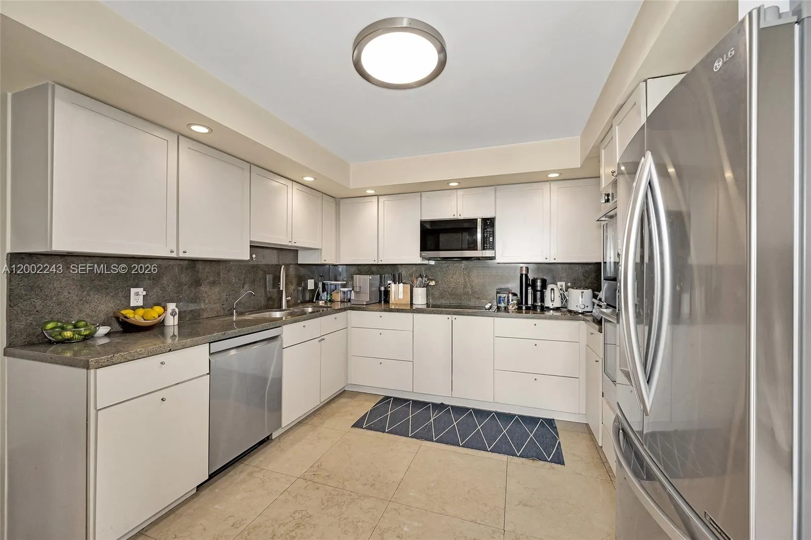 155 Ocean Lane Dr 1101, Key Biscayne, Florida 3314, Key Biscayne, Florida 33149, 3 Bedrooms Bedrooms, ,3 BathroomsBathrooms,Residential Lease,For Rent,155 Ocean Lane Dr 1101, Key Biscayne, Florida 3314,A12002243