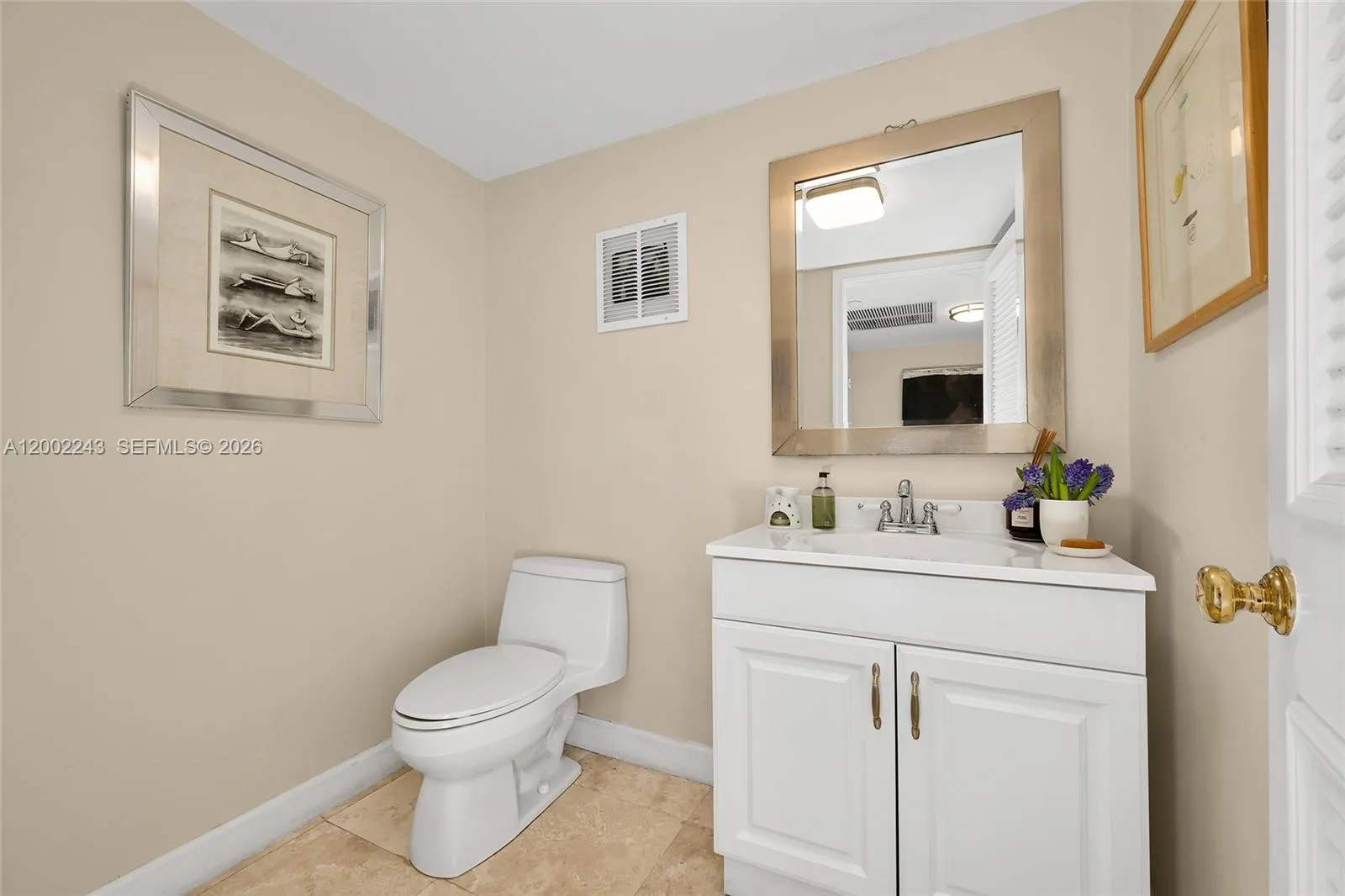 155 Ocean Lane Dr 1101, Key Biscayne, Florida 3314, Key Biscayne, Florida 33149, 3 Bedrooms Bedrooms, ,3 BathroomsBathrooms,Residential Lease,For Rent,155 Ocean Lane Dr 1101, Key Biscayne, Florida 3314,A12002243
