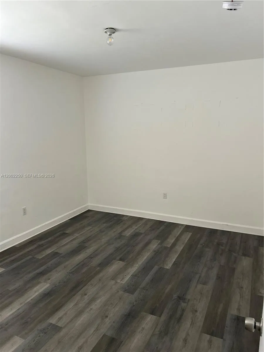 300 Sunset Dr 5, Fort Lauderdale, Florida 33301, Fort Lauderdale, Florida 33301, 2 Bedrooms Bedrooms, ,1 BathroomBathrooms,Residential Lease,For Rent,300 Sunset Dr 5, Fort Lauderdale, Florida 33301,A12002250