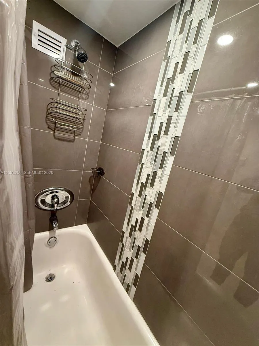 19201 Collins Ave 241, Sunny Isles Beach, Florida, Sunny Isles Beach, Florida 33160, ,1 BathroomBathrooms,Residential Lease,For Rent,19201 Collins Ave 241, Sunny Isles Beach, Florida ,A12002259