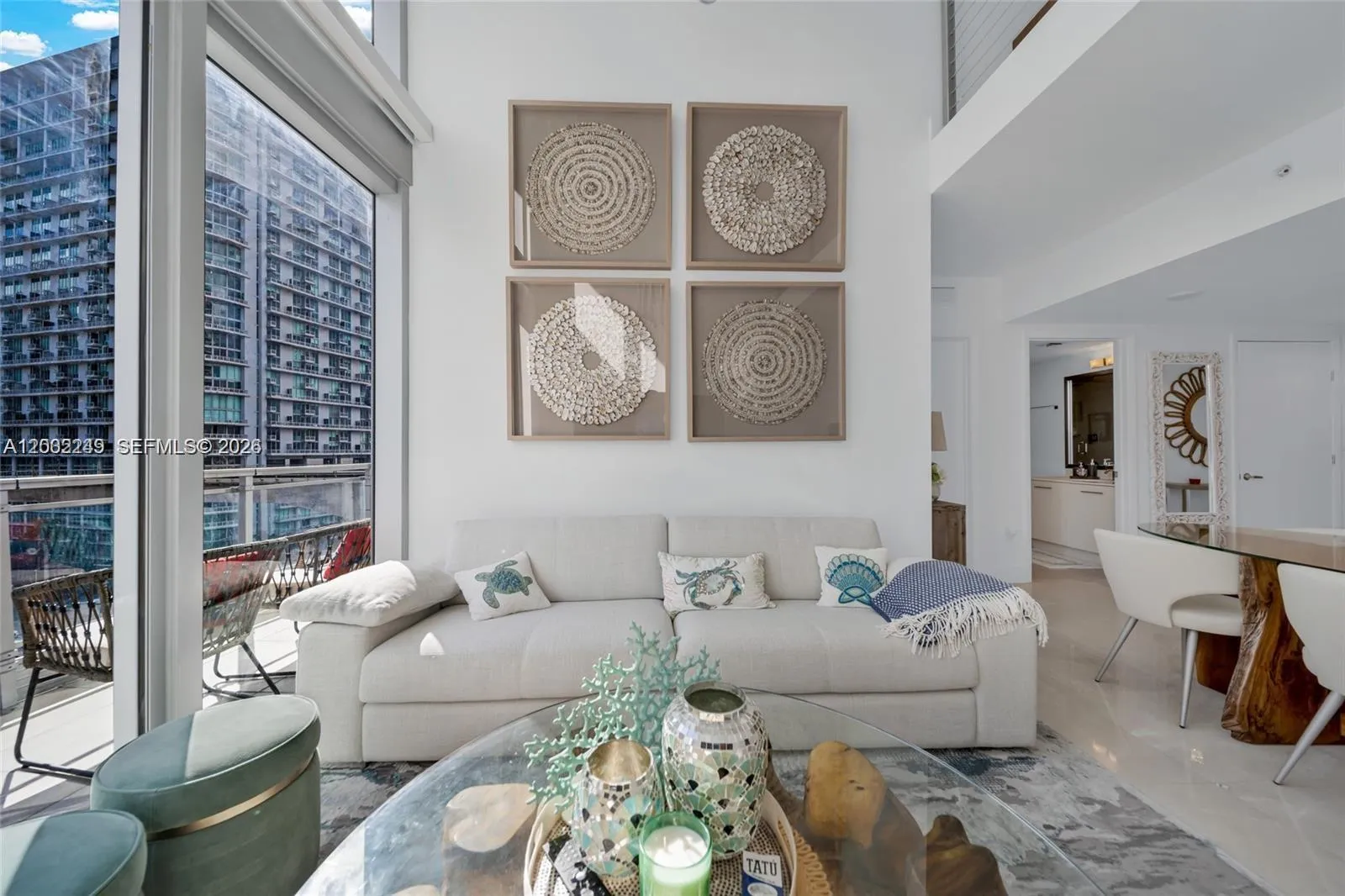 92 Sw 3rd St 902, Miami, Florida 33130, Miami, Florida 33130, 3 Bedrooms Bedrooms, ,3 BathroomsBathrooms,Residential Lease,For Rent,92 Sw 3rd St 902, Miami, Florida 33130,A12002249