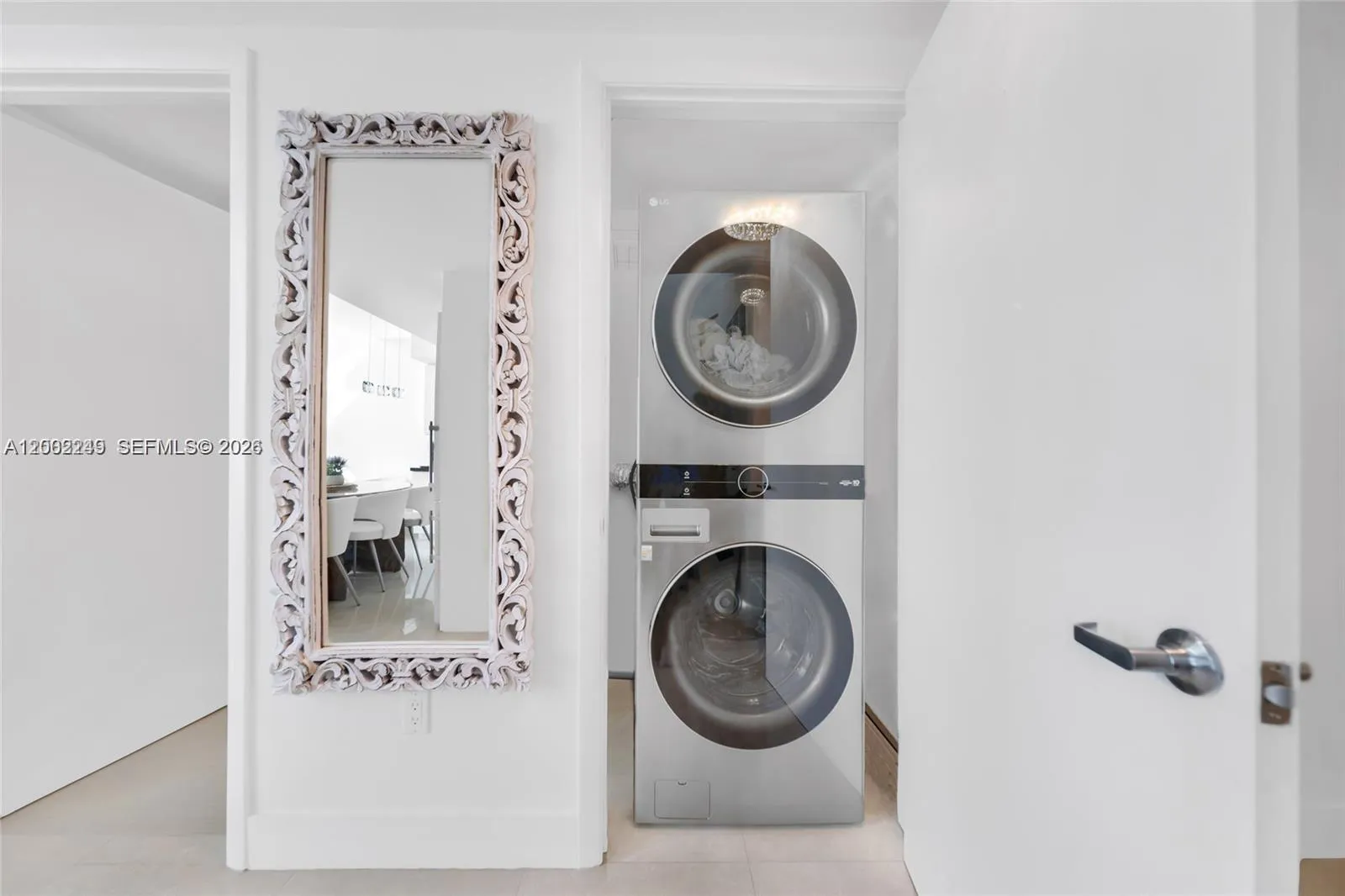 92 Sw 3rd St 902, Miami, Florida 33130, Miami, Florida 33130, 3 Bedrooms Bedrooms, ,3 BathroomsBathrooms,Residential Lease,For Rent,92 Sw 3rd St 902, Miami, Florida 33130,A12002249