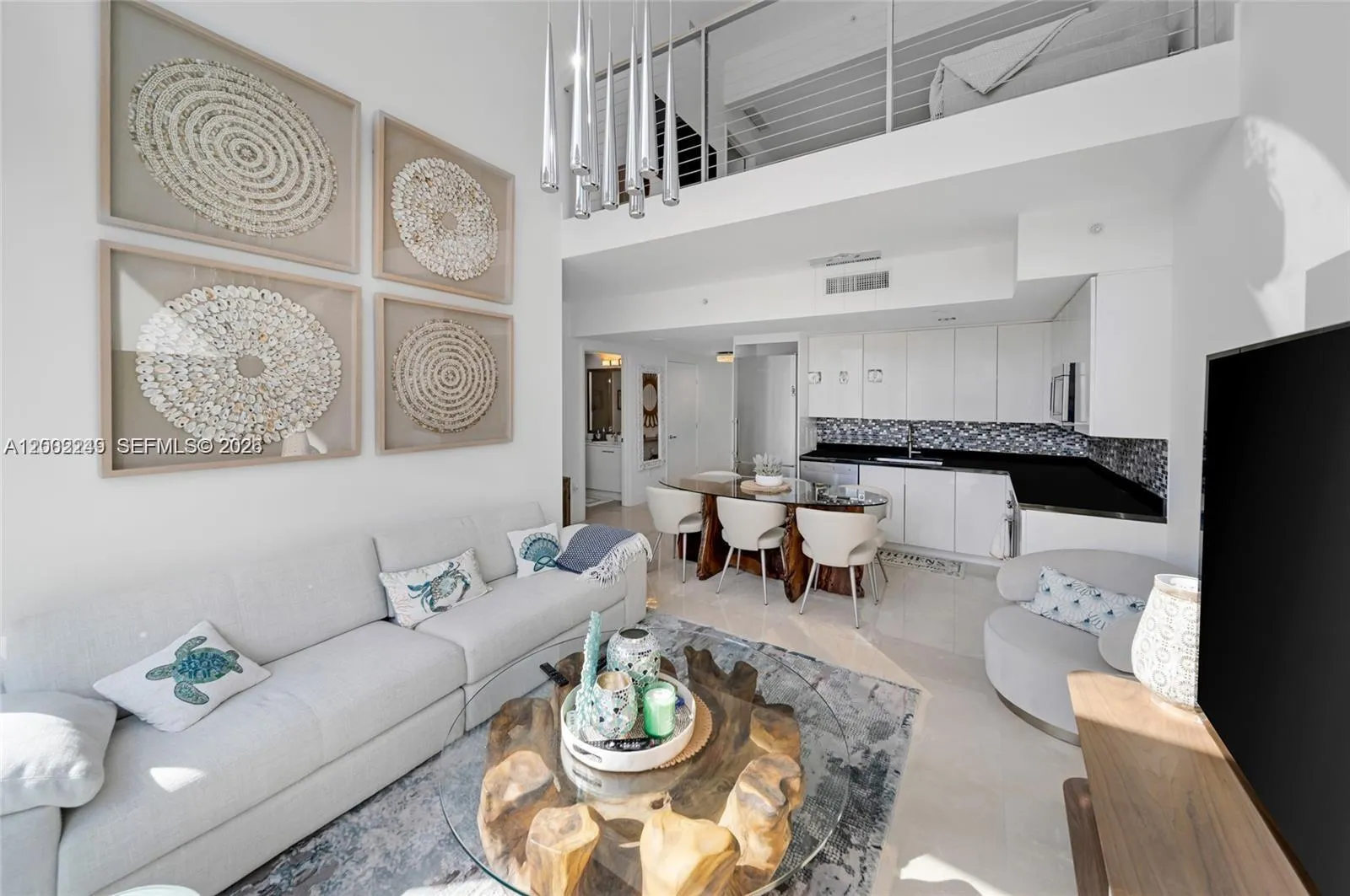 92 Sw 3rd St 902, Miami, Florida 33130, Miami, Florida 33130, 3 Bedrooms Bedrooms, ,3 BathroomsBathrooms,Residential Lease,For Rent,92 Sw 3rd St 902, Miami, Florida 33130,A12002249