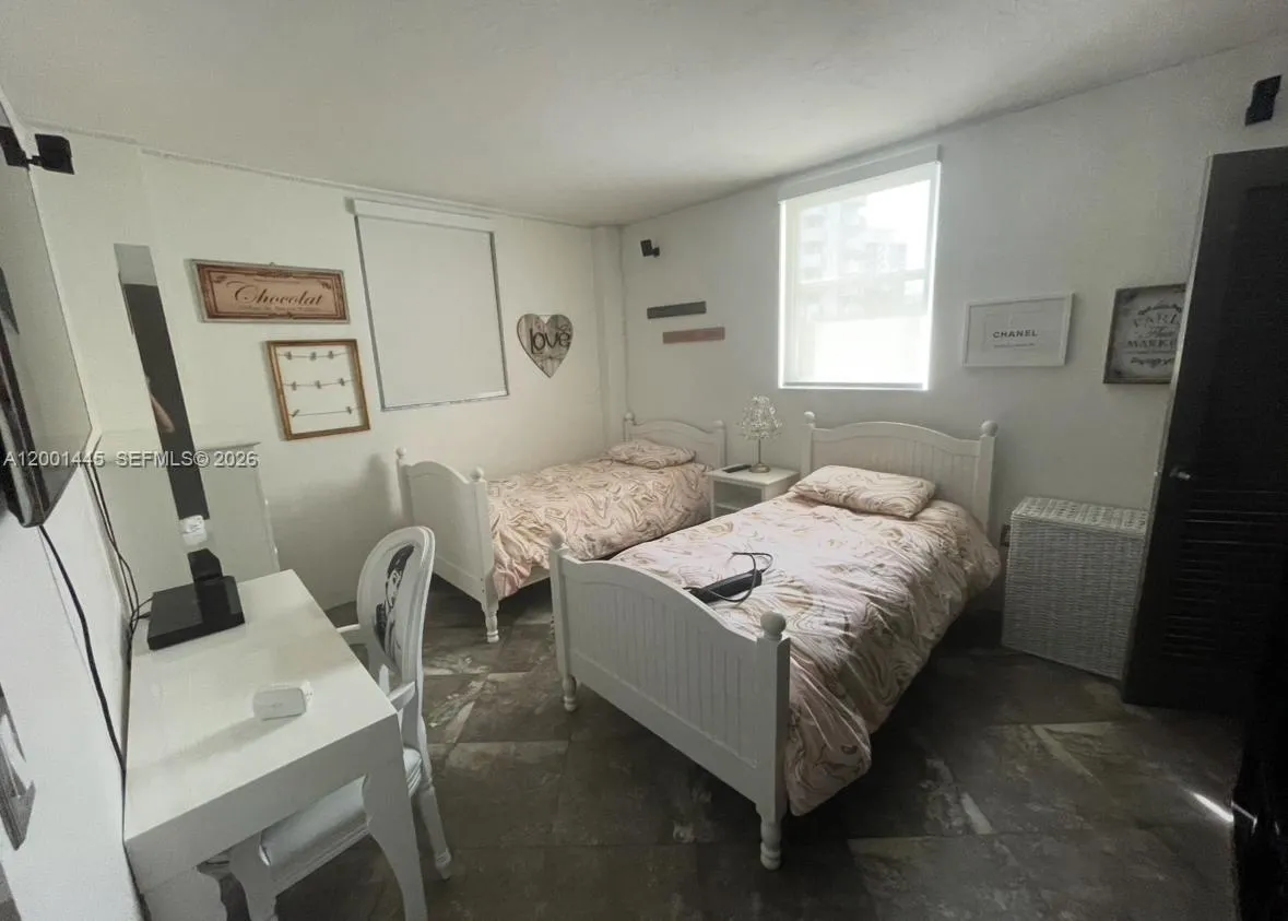 1300 Lincoln Rd A301, Miami Beach, Florida 33139, Miami Beach, Florida 33139, 2 Bedrooms Bedrooms, ,2 BathroomsBathrooms,Residential,For Sale,1300 Lincoln Rd A301, Miami Beach, Florida 33139,A12001445