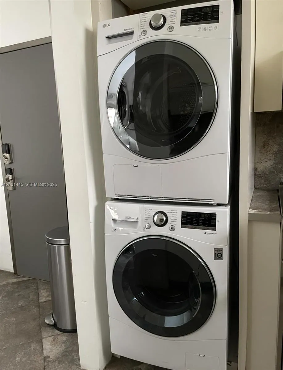 1300 Lincoln Rd A301, Miami Beach, Florida 33139, Miami Beach, Florida 33139, 2 Bedrooms Bedrooms, ,2 BathroomsBathrooms,Residential,For Sale,1300 Lincoln Rd A301, Miami Beach, Florida 33139,A12001445