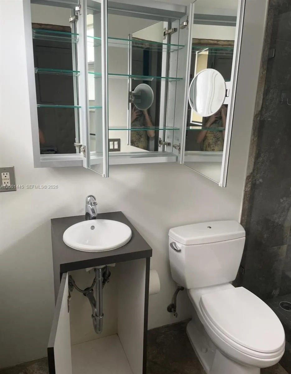 1300 Lincoln Rd A301, Miami Beach, Florida 33139, Miami Beach, Florida 33139, 2 Bedrooms Bedrooms, ,2 BathroomsBathrooms,Residential,For Sale,1300 Lincoln Rd A301, Miami Beach, Florida 33139,A12001445