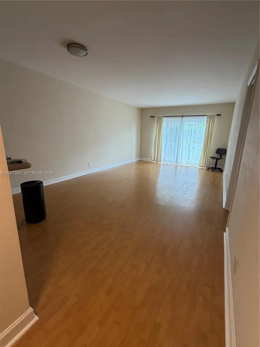 100 Edgewater Dr 127, Coral Gables, Florida 33133, Coral Gables, Florida 33133, 1 Bedroom Bedrooms, ,1 BathroomBathrooms,Residential Lease,For Rent,100 Edgewater Dr 127, Coral Gables, Florida 33133,A12001323