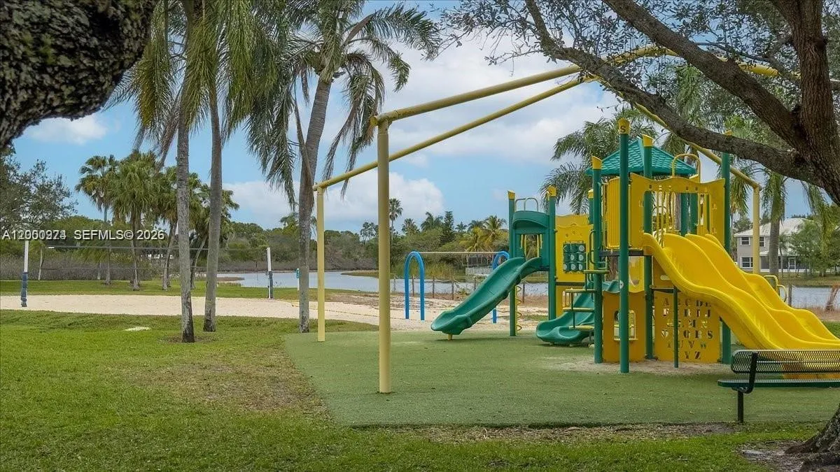 17676 Sw 6th Ct, Pembroke Pines, Florida 33029, Pembroke Pines, Florida 33029, 4 Bedrooms Bedrooms, ,2 BathroomsBathrooms,Residential,For Sale,17676 Sw 6th Ct, Pembroke Pines, Florida 33029,A12000974
