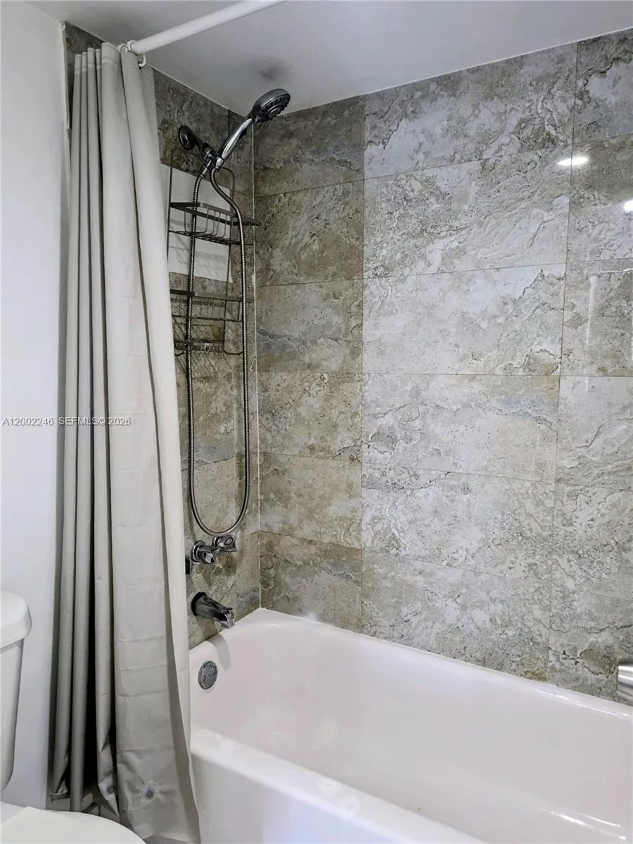 1200 Ne Miami Gardens Dr 1003w, Miami, Florida 331, Miami, Florida 33179, 1 Bedroom Bedrooms, ,1 BathroomBathrooms,Residential Lease,For Rent,1200 Ne Miami Gardens Dr 1003w, Miami, Florida 331,A12002246