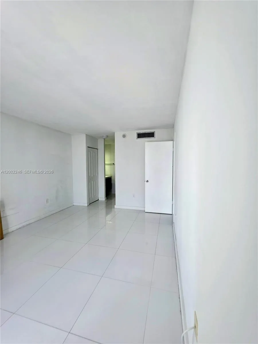 1200 Ne Miami Gardens Dr 1003w, Miami, Florida 331, Miami, Florida 33179, 1 Bedroom Bedrooms, ,1 BathroomBathrooms,Residential Lease,For Rent,1200 Ne Miami Gardens Dr 1003w, Miami, Florida 331,A12002246