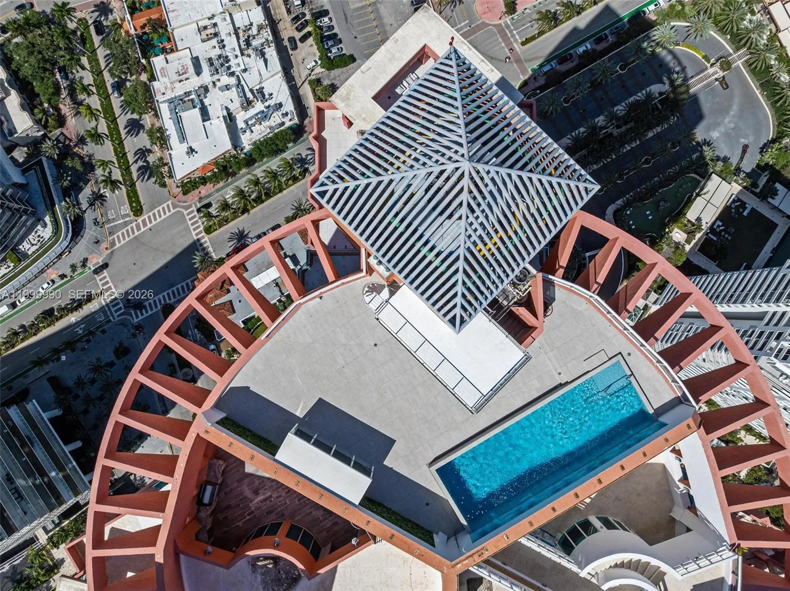 300 S Pointe Dr Ph-5, Miami Beach, Florida 33139, Miami Beach, Florida 33139, 4 Bedrooms Bedrooms, ,6 BathroomsBathrooms,Residential,For Sale,300 S Pointe Dr Ph-5, Miami Beach, Florida 33139,A11999990