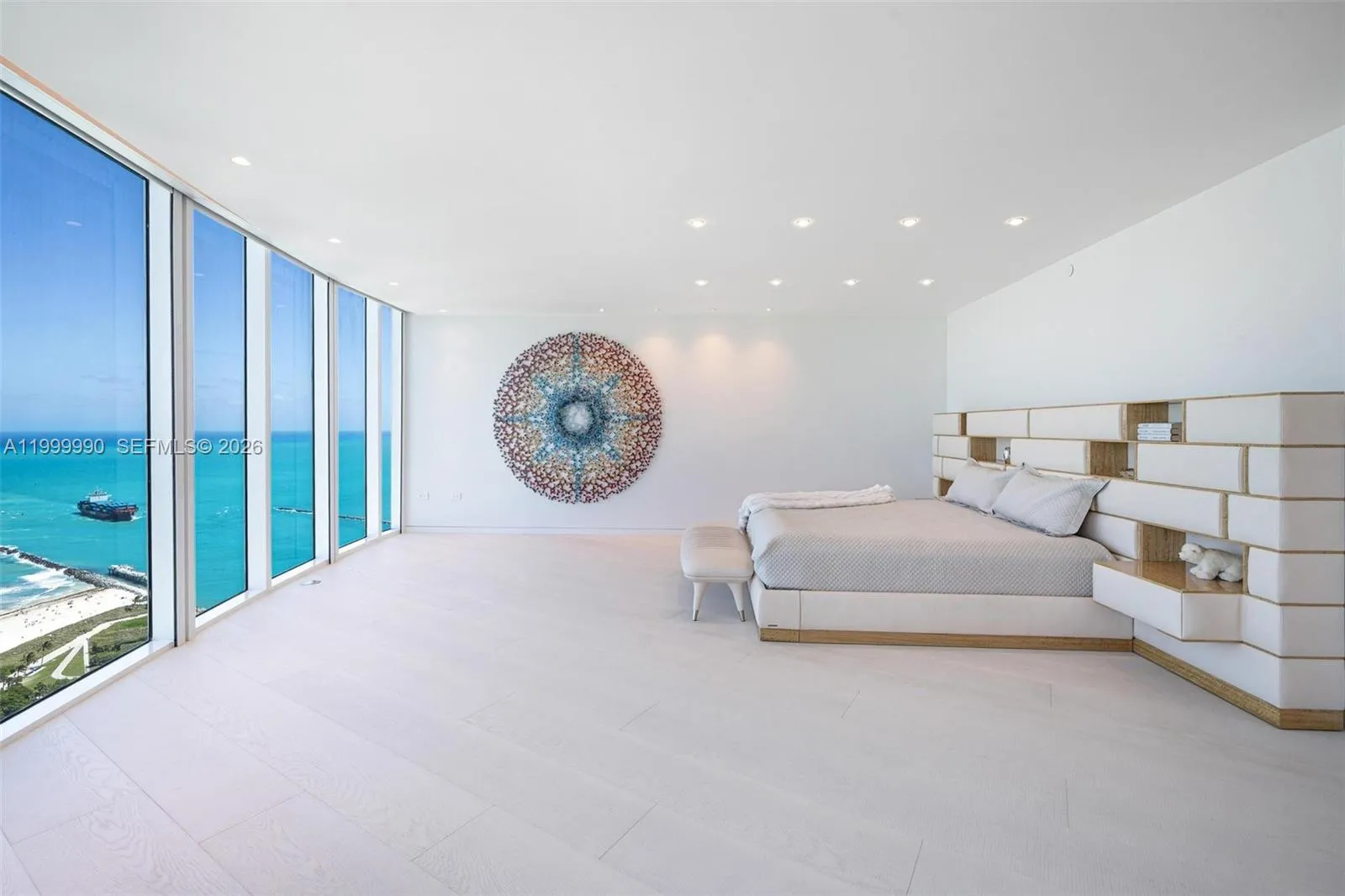 300 S Pointe Dr Ph-5, Miami Beach, Florida 33139, Miami Beach, Florida 33139, 4 Bedrooms Bedrooms, ,6 BathroomsBathrooms,Residential,For Sale,300 S Pointe Dr Ph-5, Miami Beach, Florida 33139,A11999990