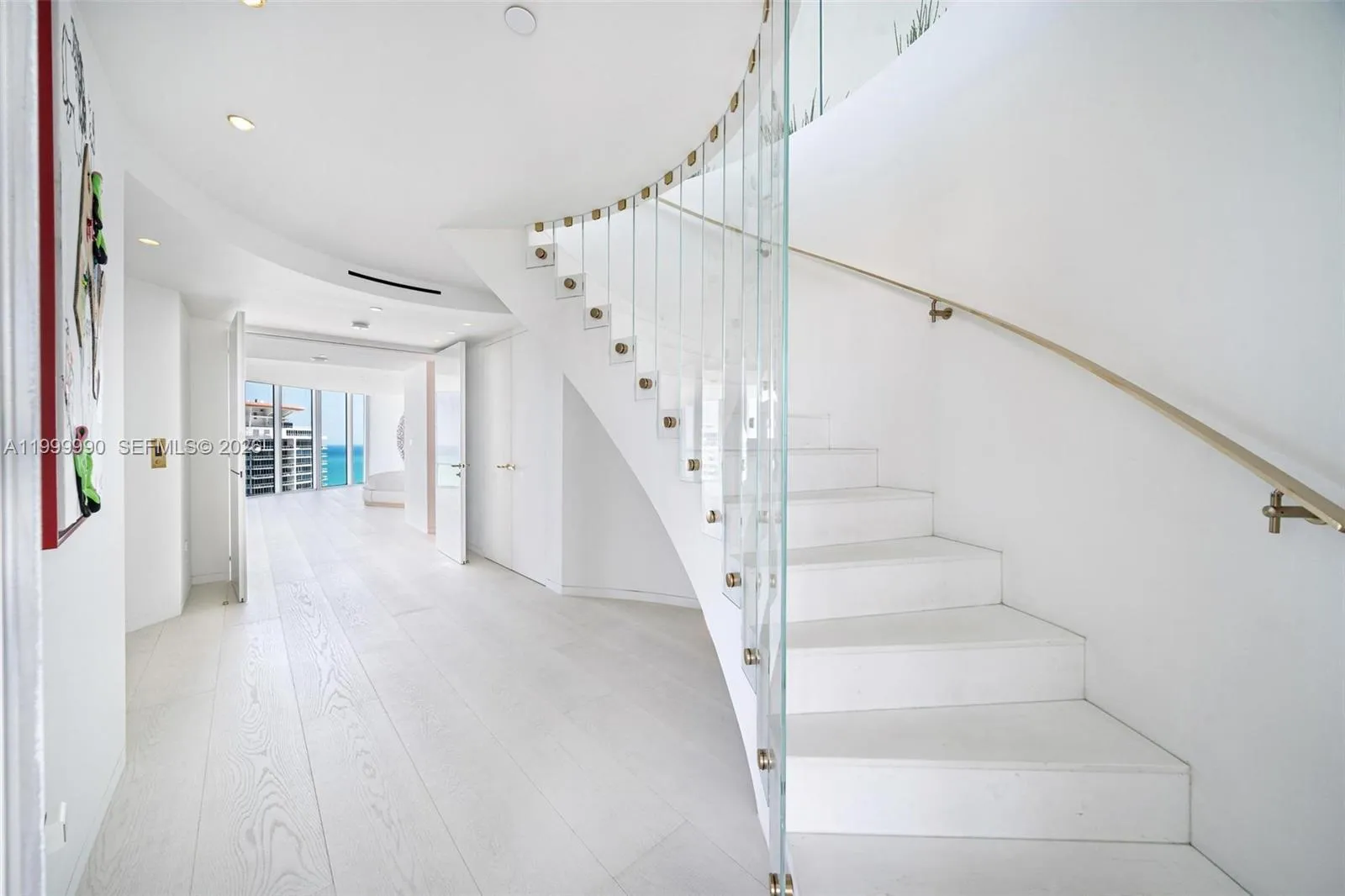 300 S Pointe Dr Ph-5, Miami Beach, Florida 33139, Miami Beach, Florida 33139, 4 Bedrooms Bedrooms, ,6 BathroomsBathrooms,Residential,For Sale,300 S Pointe Dr Ph-5, Miami Beach, Florida 33139,A11999990