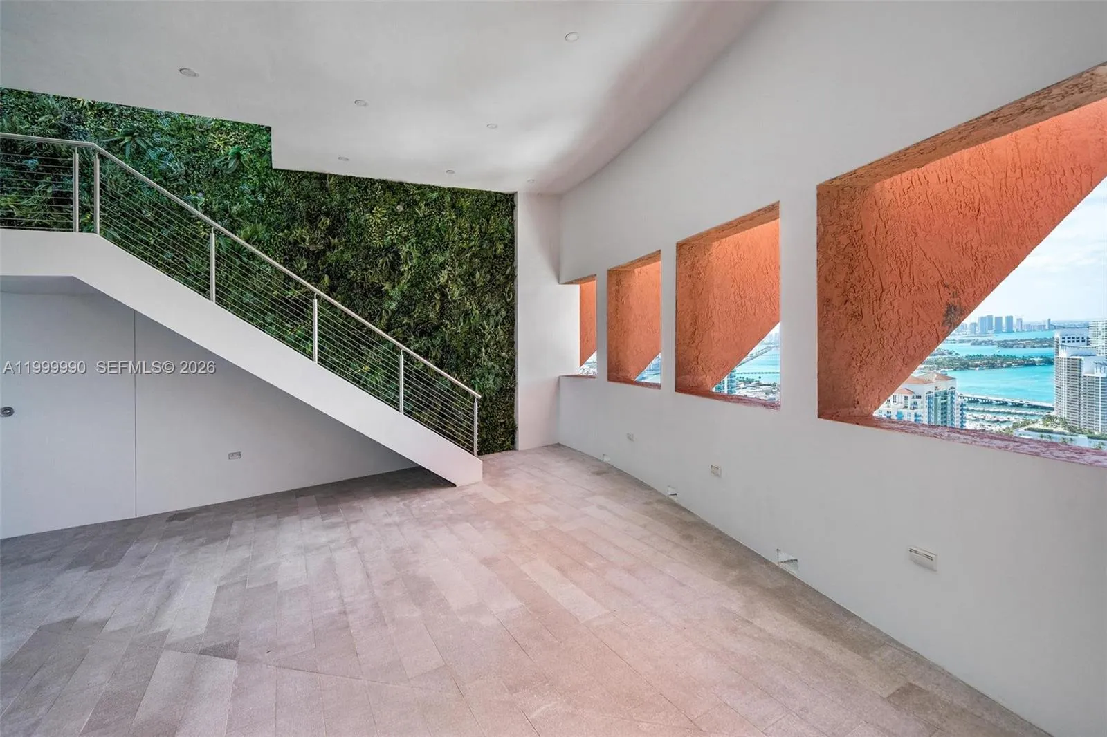 300 S Pointe Dr Ph-5, Miami Beach, Florida 33139, Miami Beach, Florida 33139, 4 Bedrooms Bedrooms, ,6 BathroomsBathrooms,Residential,For Sale,300 S Pointe Dr Ph-5, Miami Beach, Florida 33139,A11999990