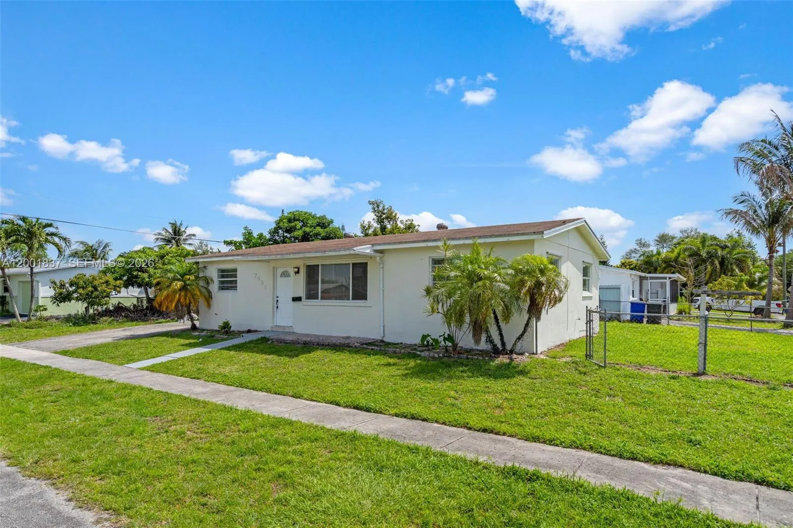7491 Hope St, Hollywood, Florida 33024, Hollywood, Florida 33024, 3 Bedrooms Bedrooms, ,2 BathroomsBathrooms,Residential,For Sale,7491 Hope St, Hollywood, Florida 33024,A12001837
