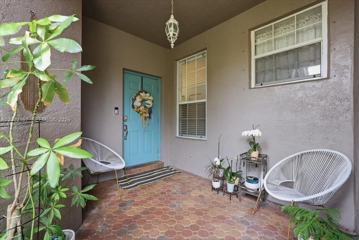 7600 S Aragon Blvd 1, Sunrise, Florida 33322, Sunrise, Florida 33322, 3 Bedrooms Bedrooms, ,2 BathroomsBathrooms,Residential,For Sale,7600 S Aragon Blvd 1, Sunrise, Florida 33322,A12002167