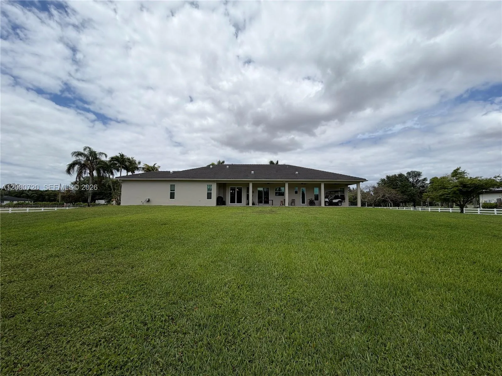 4810 Sw 198th Ter, Southwest Ranches, Florida 3333, Southwest Ranches, Florida 33332, 5 Bedrooms Bedrooms, 9 Rooms Rooms,3 BathroomsBathrooms,Residential,For Sale,4810 Sw 198th Ter, Southwest Ranches, Florida 3333,A12000720