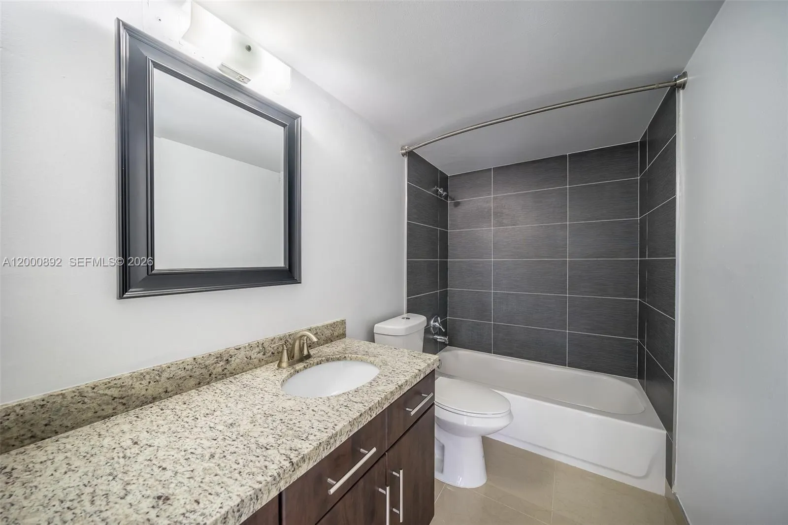 9800 W Bay Harbor Dr 308, Bay Harbor Islands, Flor, Bay Harbor Islands, Florida 33154, 1 Bedroom Bedrooms, ,1 BathroomBathrooms,Residential Lease,For Rent,9800 W Bay Harbor Dr 308, Bay Harbor Islands, Flor,A12000892