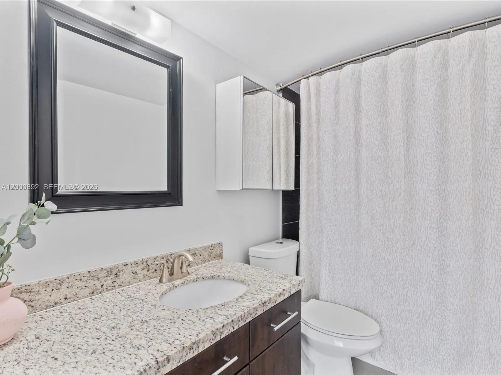 9800 W Bay Harbor Dr 308, Bay Harbor Islands, Flor, Bay Harbor Islands, Florida 33154, 1 Bedroom Bedrooms, ,1 BathroomBathrooms,Residential Lease,For Rent,9800 W Bay Harbor Dr 308, Bay Harbor Islands, Flor,A12000892
