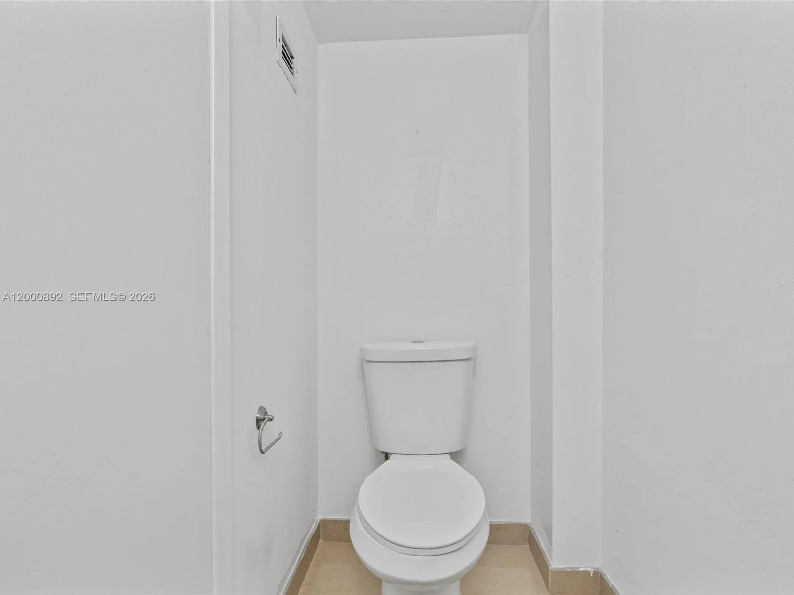 9800 W Bay Harbor Dr 308, Bay Harbor Islands, Flor, Bay Harbor Islands, Florida 33154, 1 Bedroom Bedrooms, ,1 BathroomBathrooms,Residential Lease,For Rent,9800 W Bay Harbor Dr 308, Bay Harbor Islands, Flor,A12000892