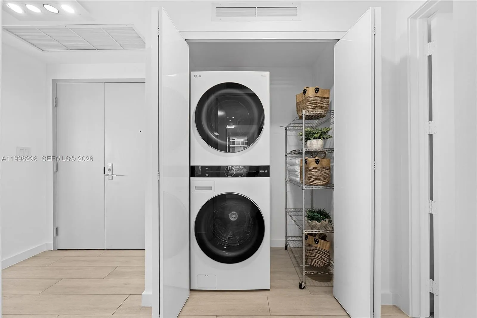 488 Ne 18th St 715, Miami, Florida 33132, Miami, Florida 33132, 3 Bedrooms Bedrooms, ,4 BathroomsBathrooms,Residential,For Sale,488 Ne 18th St 715, Miami, Florida 33132,A11998298