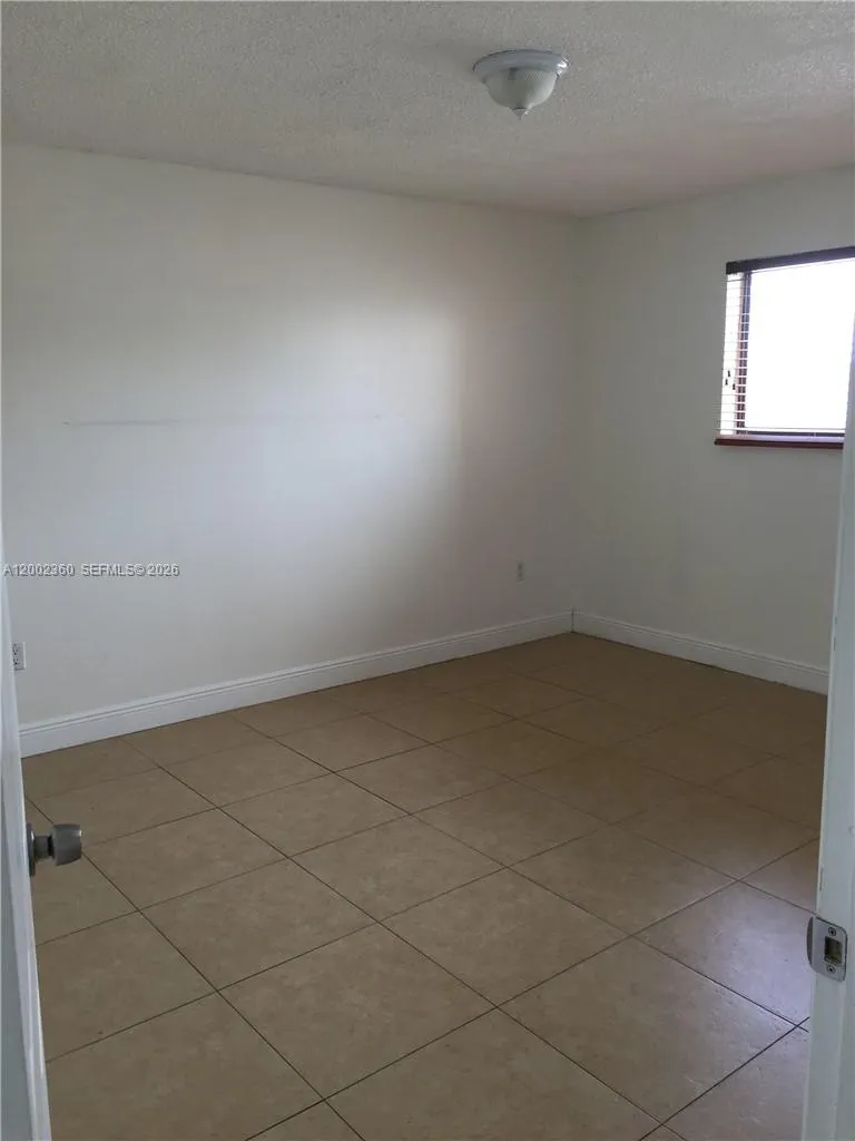 8500 Nw 8th St 308, Miami, Florida 33126, Miami, Florida 33126, 2 Bedrooms Bedrooms, ,2 BathroomsBathrooms,Residential Lease,For Rent,8500 Nw 8th St 308, Miami, Florida 33126,A12002360
