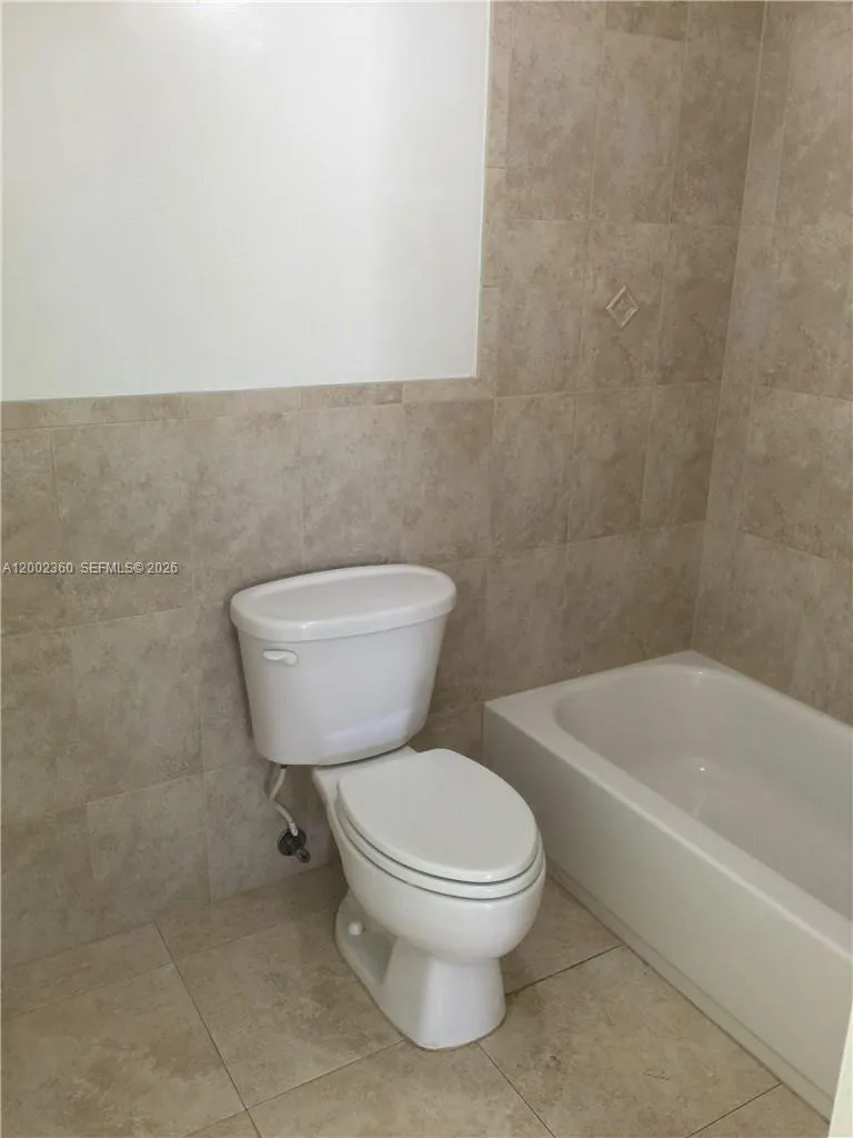 8500 Nw 8th St 308, Miami, Florida 33126, Miami, Florida 33126, 2 Bedrooms Bedrooms, ,2 BathroomsBathrooms,Residential Lease,For Rent,8500 Nw 8th St 308, Miami, Florida 33126,A12002360