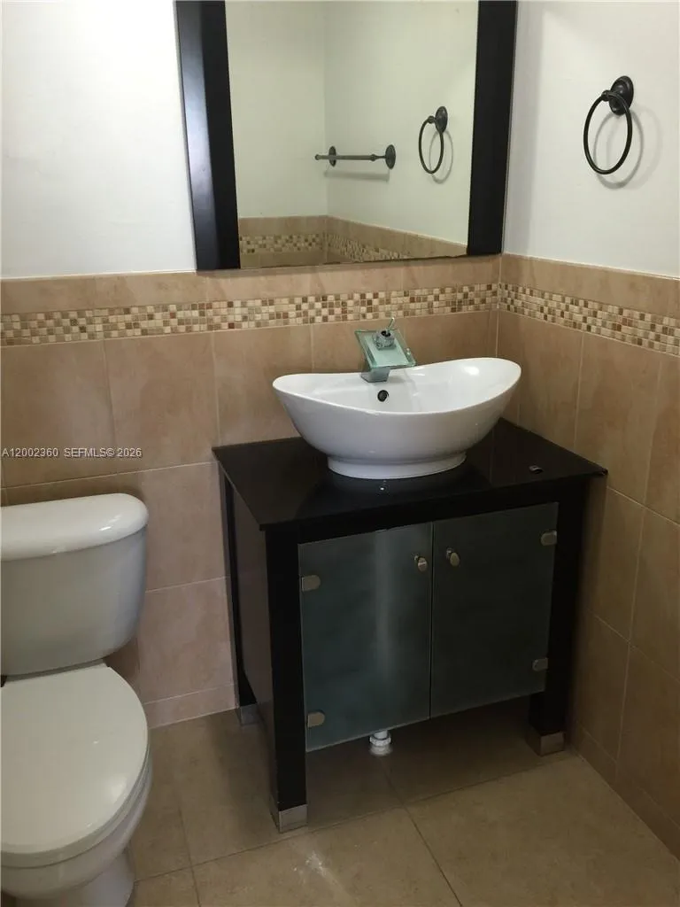 8500 Nw 8th St 308, Miami, Florida 33126, Miami, Florida 33126, 2 Bedrooms Bedrooms, ,2 BathroomsBathrooms,Residential Lease,For Rent,8500 Nw 8th St 308, Miami, Florida 33126,A12002360