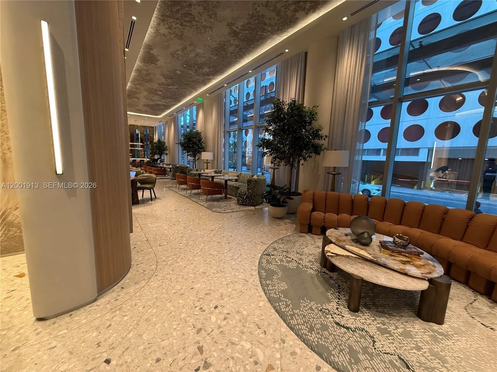 77 Se 5th Street 1007, Miami, Florida 33131, Miami, Florida 33131, 1 Bedroom Bedrooms, ,1 BathroomBathrooms,Residential Lease,For Rent,77 Se 5th Street 1007, Miami, Florida 33131,A12001913