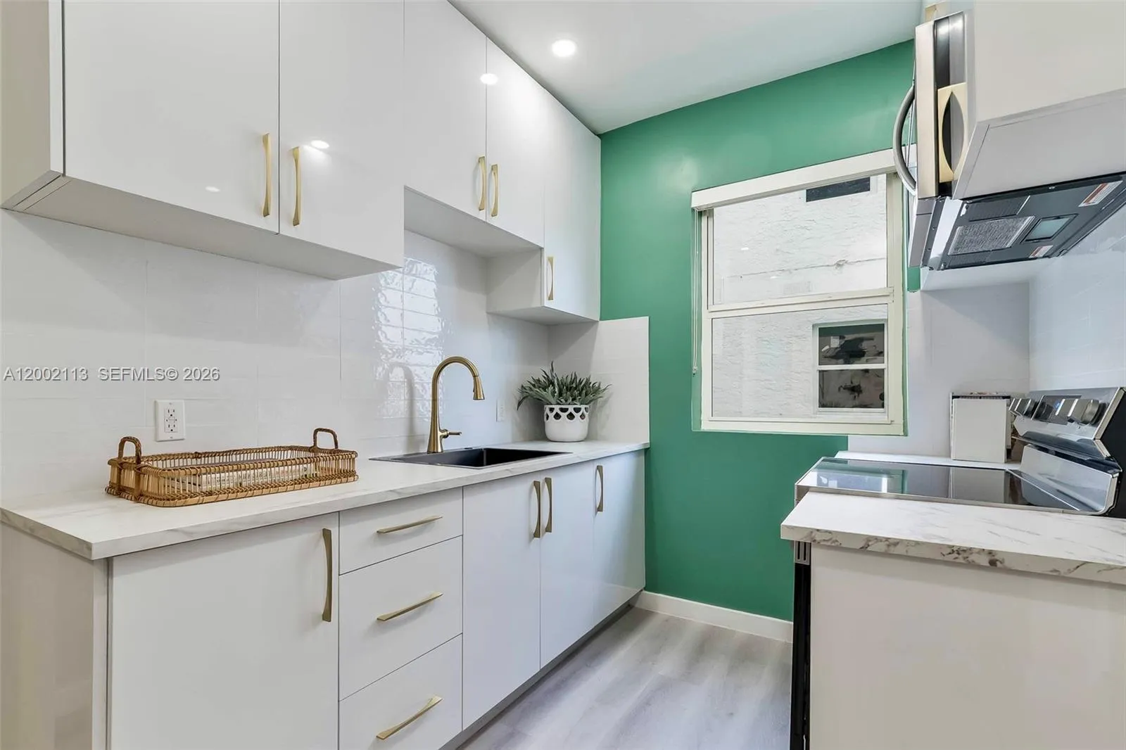 1852 Sw 22nd Ter 2, Miami, Florida 33145, Miami, Florida 33145, 1 Bedroom Bedrooms, ,1 BathroomBathrooms,Residential Lease,For Rent,1852 Sw 22nd Ter 2, Miami, Florida 33145,A12002113