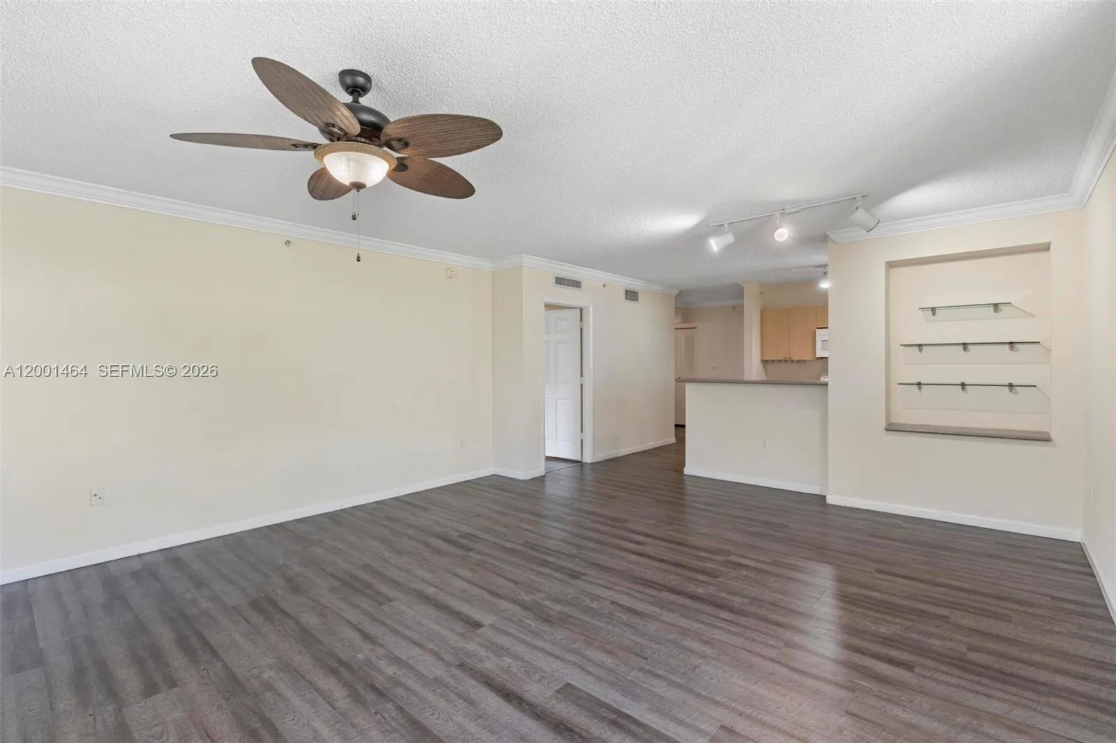 1919 Van Buren St 417a, Hollywood, Florida 33020, Hollywood, Florida 33020, 2 Bedrooms Bedrooms, ,2 BathroomsBathrooms,Residential Lease,For Rent,1919 Van Buren St 417a, Hollywood, Florida 33020,A12001464