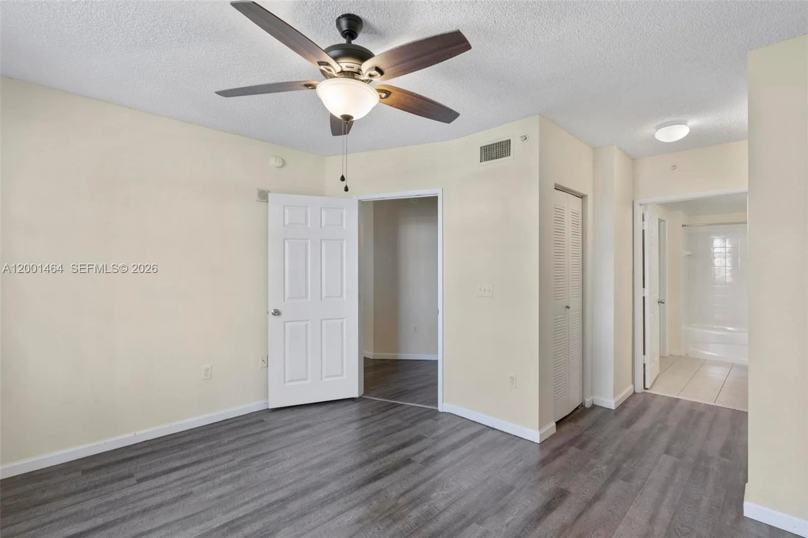 1919 Van Buren St 417a, Hollywood, Florida 33020, Hollywood, Florida 33020, 2 Bedrooms Bedrooms, ,2 BathroomsBathrooms,Residential Lease,For Rent,1919 Van Buren St 417a, Hollywood, Florida 33020,A12001464