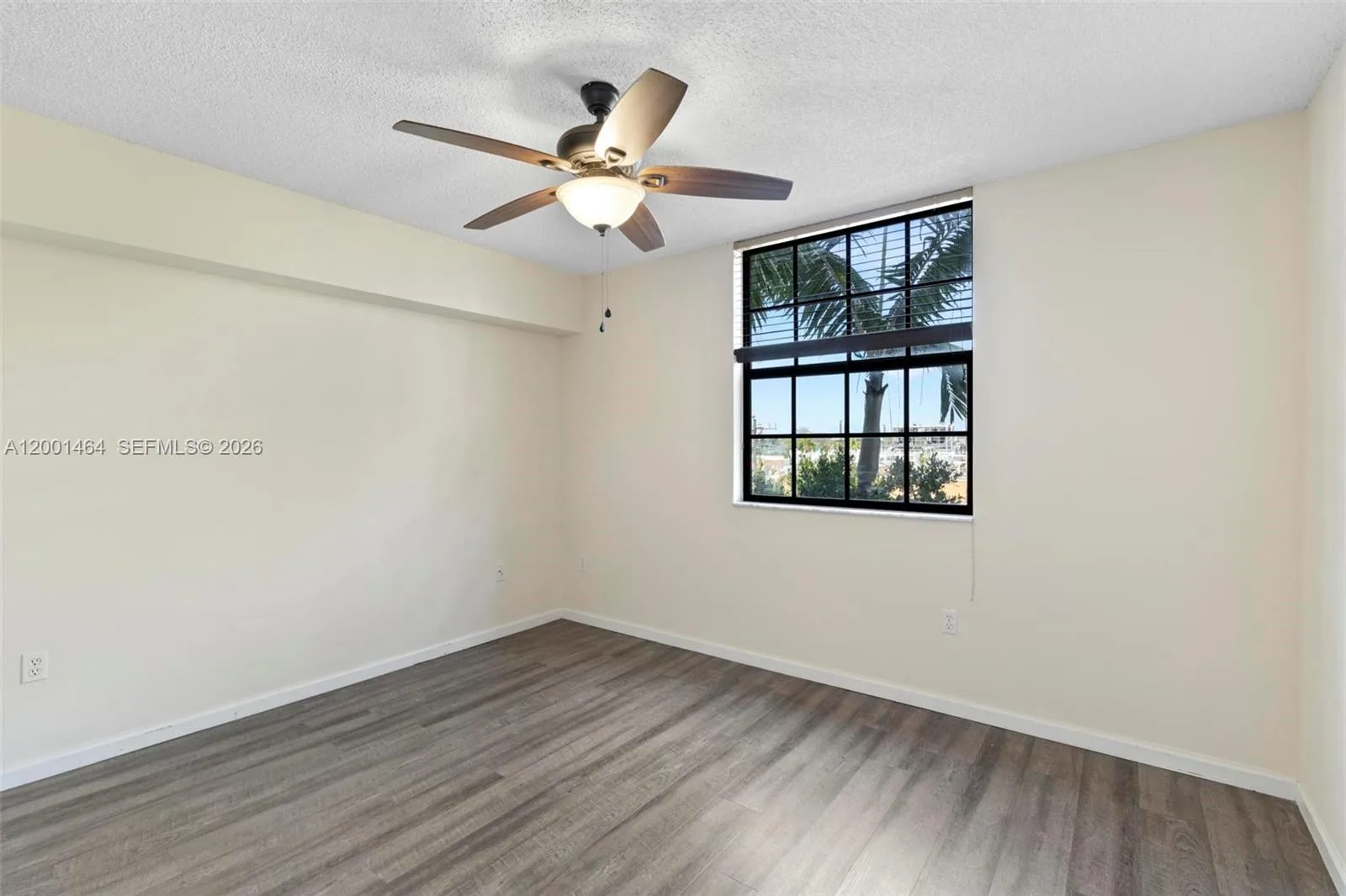 1919 Van Buren St 417a, Hollywood, Florida 33020, Hollywood, Florida 33020, 2 Bedrooms Bedrooms, ,2 BathroomsBathrooms,Residential Lease,For Rent,1919 Van Buren St 417a, Hollywood, Florida 33020,A12001464
