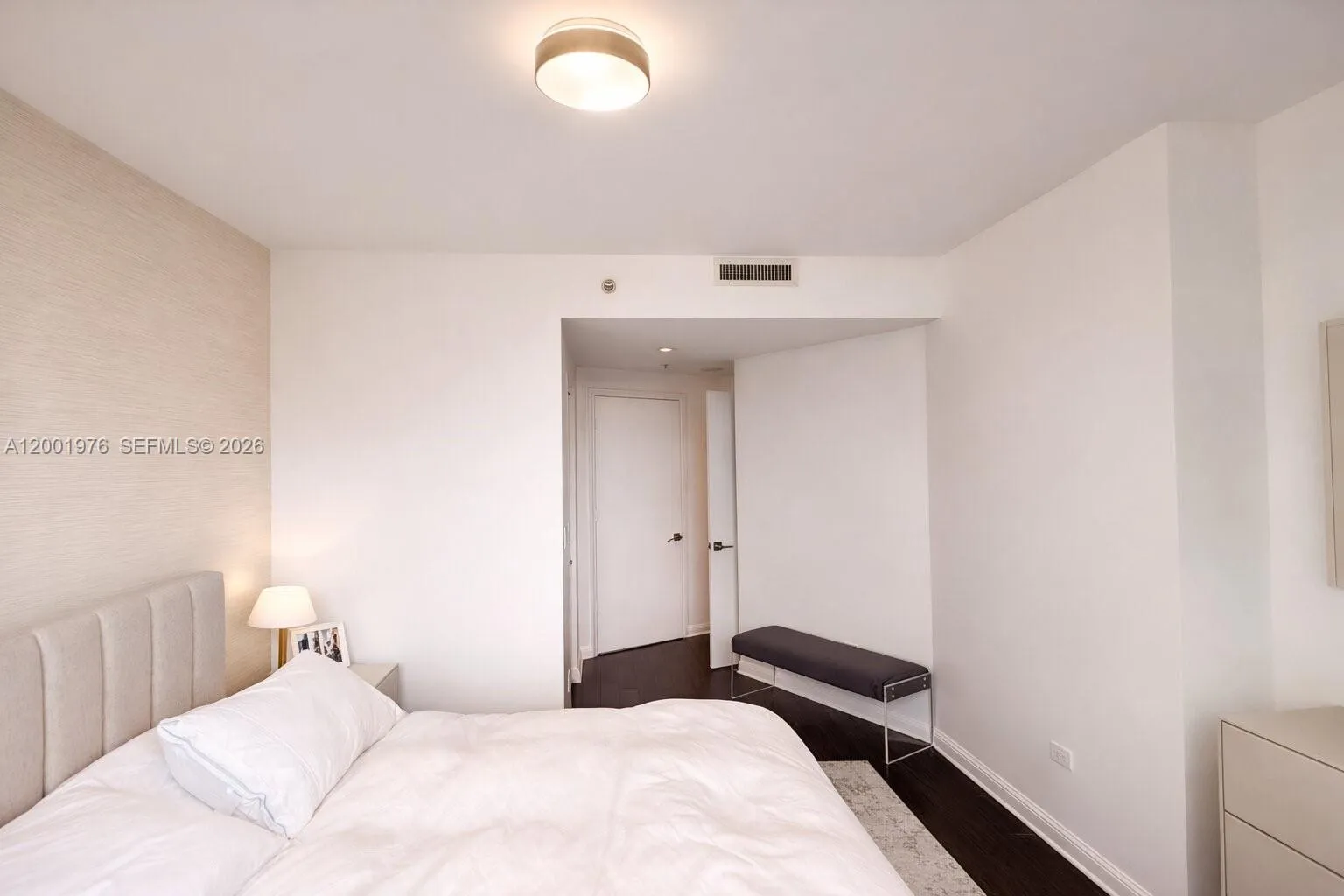 848 Brickell Key Dr 905, Miami, Florida 33131, Miami, Florida 33131, 2 Bedrooms Bedrooms, ,2 BathroomsBathrooms,Residential,For Sale,848 Brickell Key Dr 905, Miami, Florida 33131,A12001976