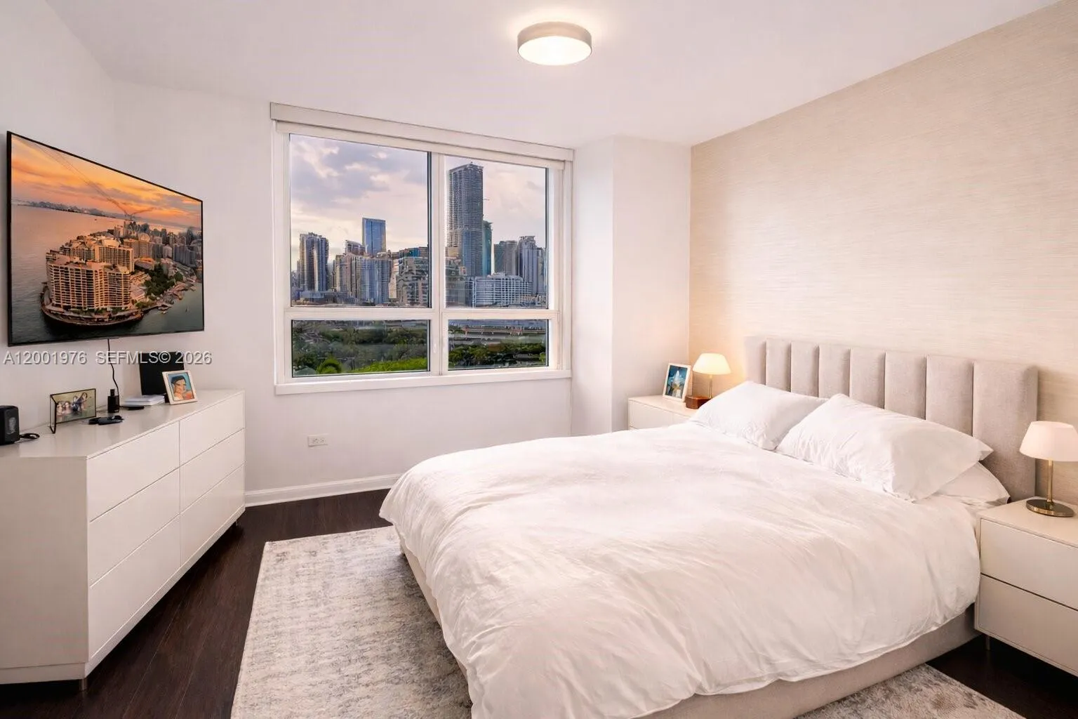 848 Brickell Key Dr 905, Miami, Florida 33131, Miami, Florida 33131, 2 Bedrooms Bedrooms, ,2 BathroomsBathrooms,Residential,For Sale,848 Brickell Key Dr 905, Miami, Florida 33131,A12001976