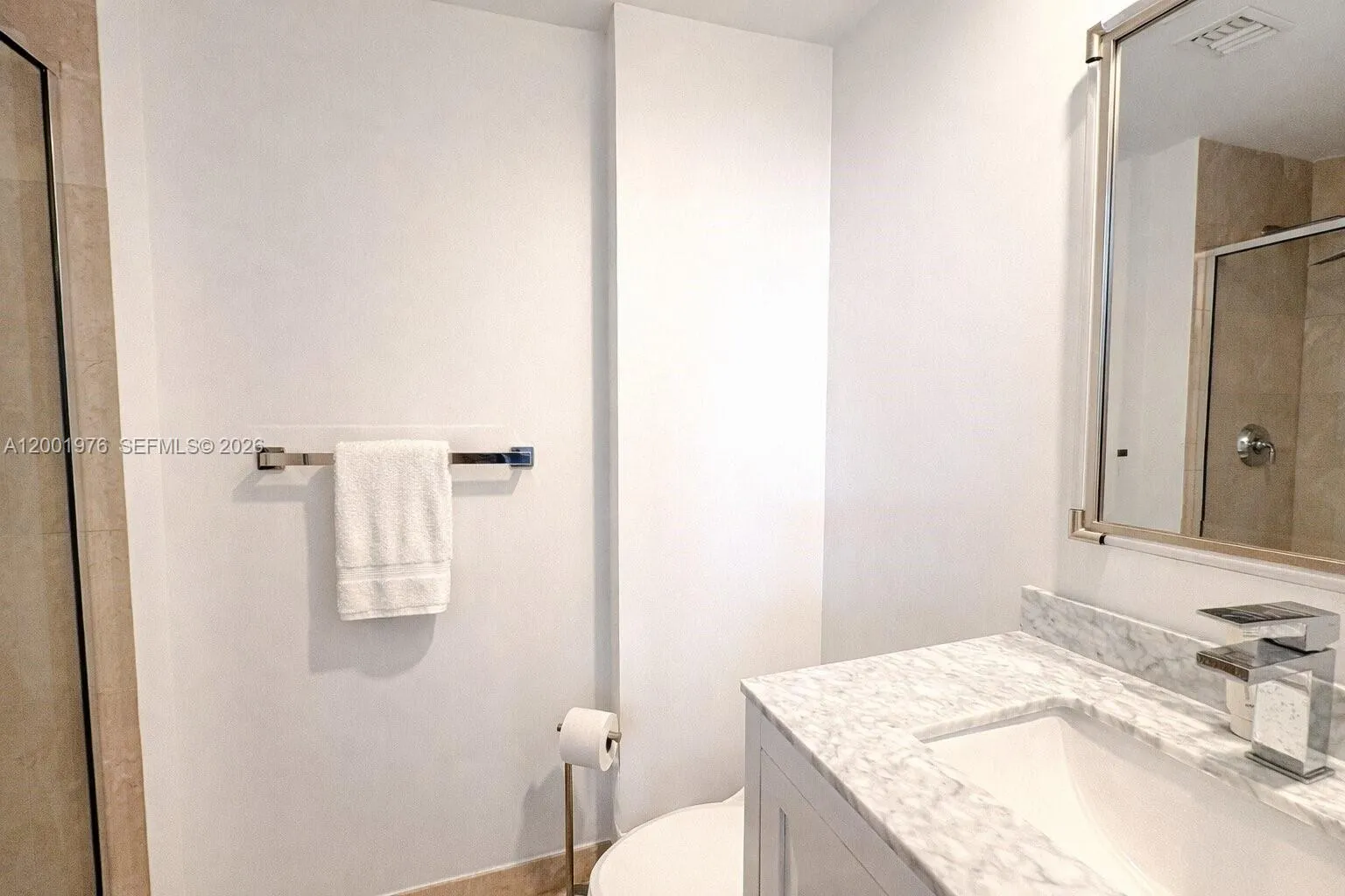 848 Brickell Key Dr 905, Miami, Florida 33131, Miami, Florida 33131, 2 Bedrooms Bedrooms, ,2 BathroomsBathrooms,Residential,For Sale,848 Brickell Key Dr 905, Miami, Florida 33131,A12001976