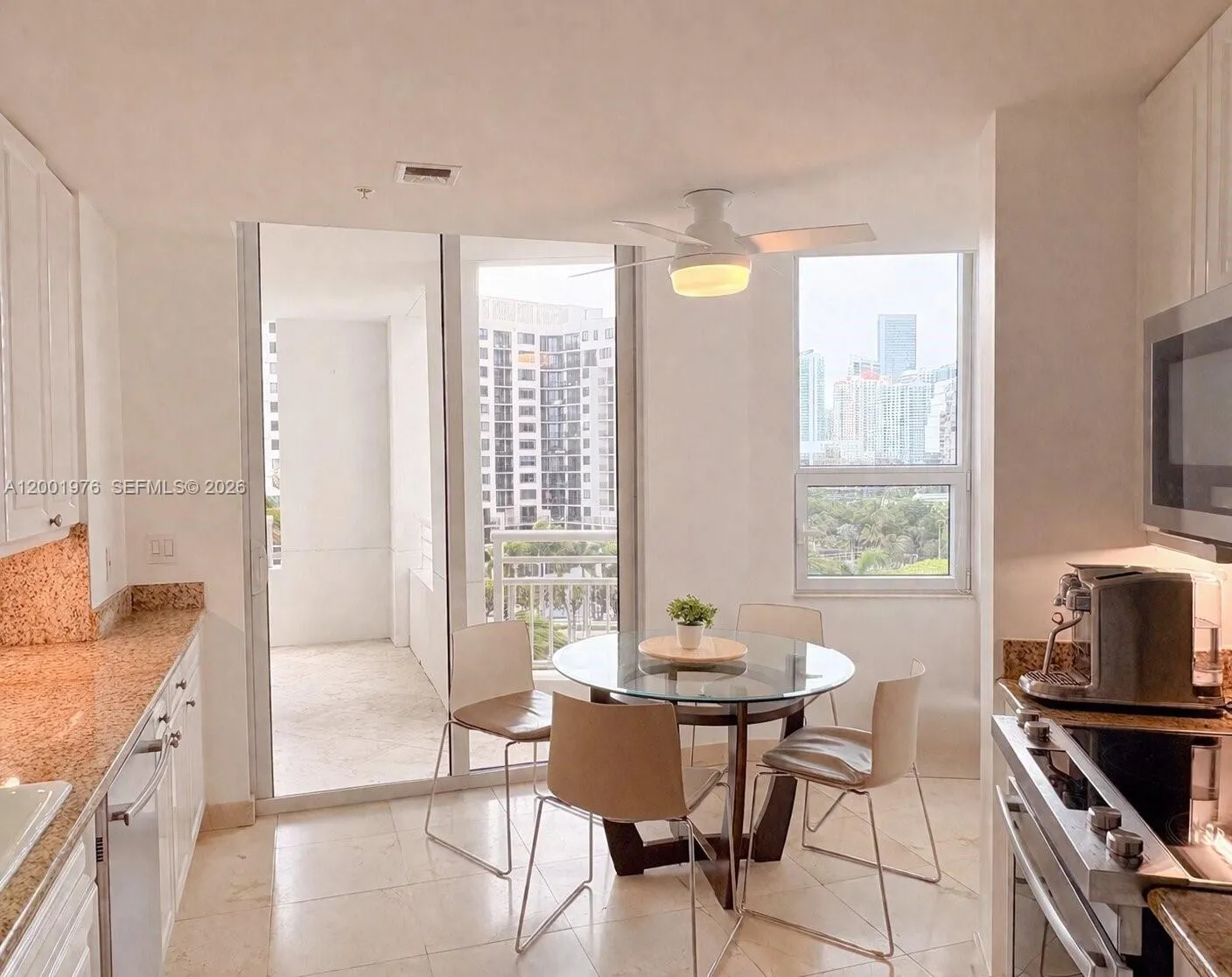848 Brickell Key Dr 905, Miami, Florida 33131, Miami, Florida 33131, 2 Bedrooms Bedrooms, ,2 BathroomsBathrooms,Residential,For Sale,848 Brickell Key Dr 905, Miami, Florida 33131,A12001976