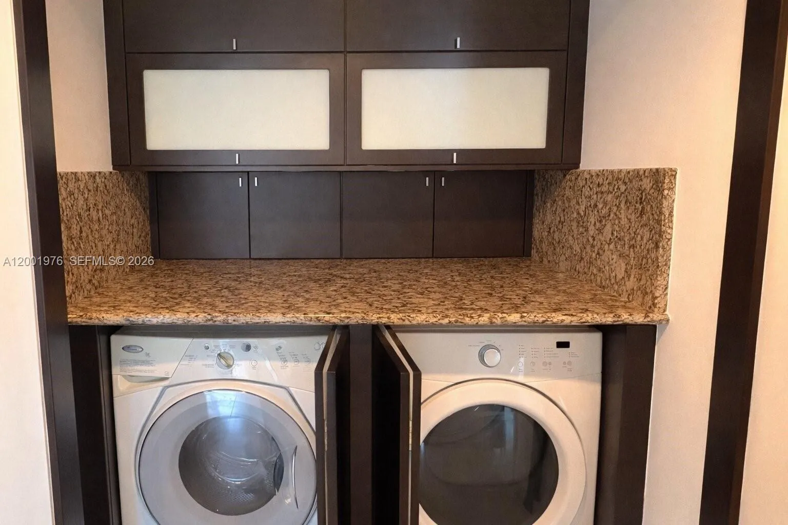 848 Brickell Key Dr 905, Miami, Florida 33131, Miami, Florida 33131, 2 Bedrooms Bedrooms, ,2 BathroomsBathrooms,Residential,For Sale,848 Brickell Key Dr 905, Miami, Florida 33131,A12001976