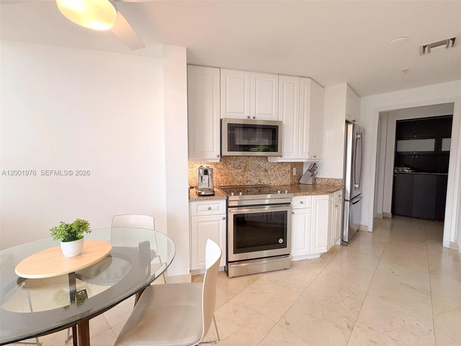 848 Brickell Key Dr 905, Miami, Florida 33131, Miami, Florida 33131, 2 Bedrooms Bedrooms, ,2 BathroomsBathrooms,Residential,For Sale,848 Brickell Key Dr 905, Miami, Florida 33131,A12001976