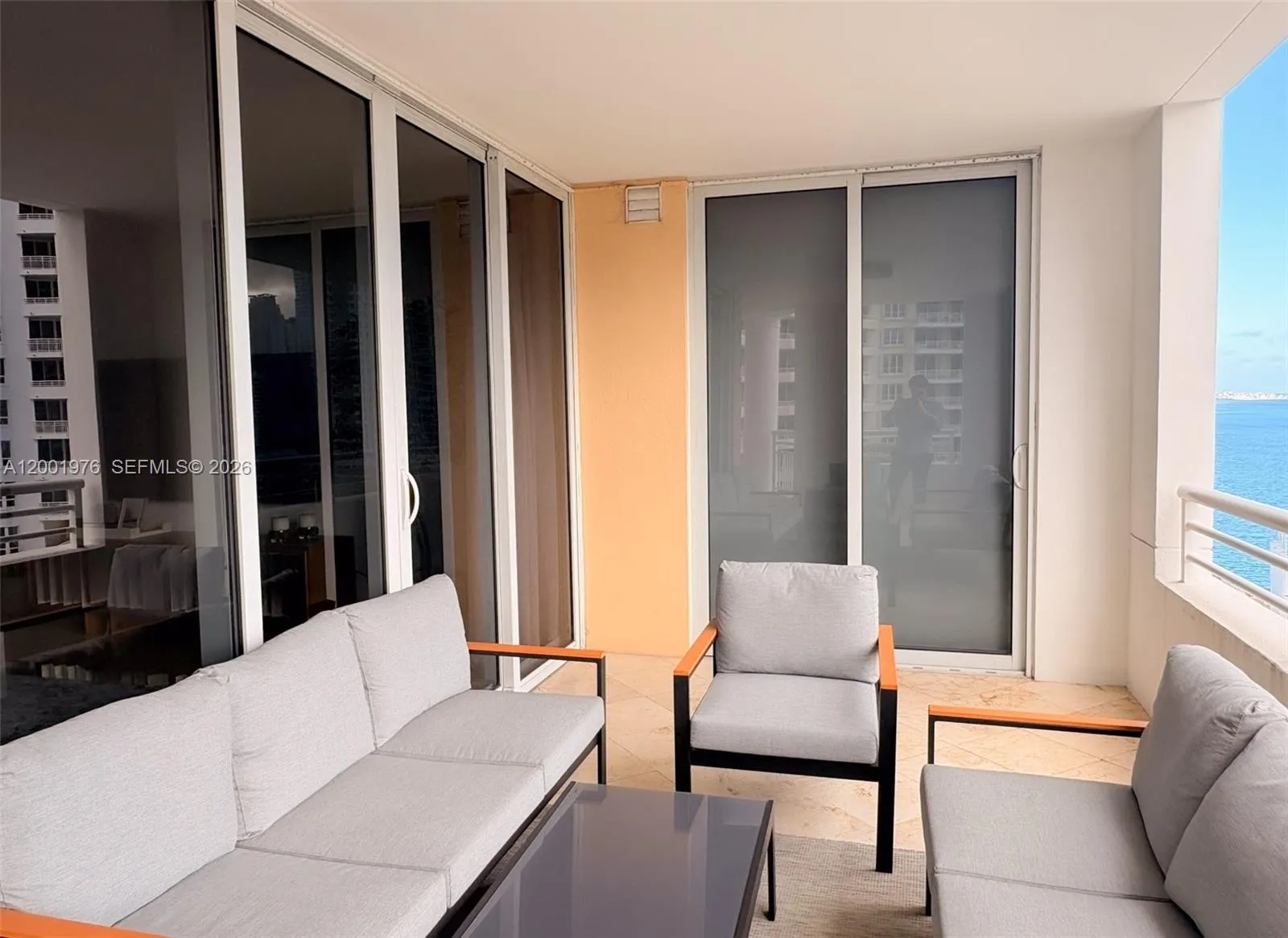 848 Brickell Key Dr 905, Miami, Florida 33131, Miami, Florida 33131, 2 Bedrooms Bedrooms, ,2 BathroomsBathrooms,Residential,For Sale,848 Brickell Key Dr 905, Miami, Florida 33131,A12001976